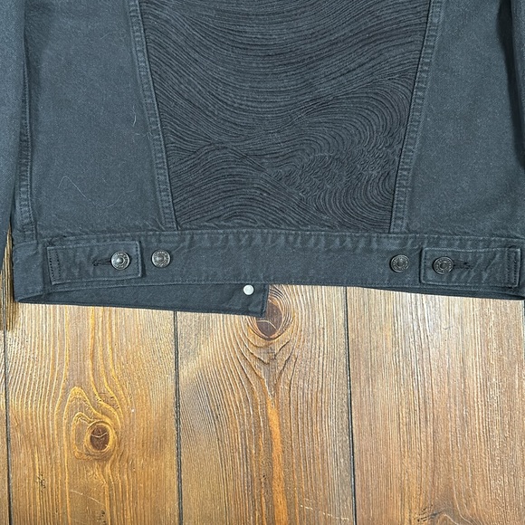 Levi Strauss WellThread Trucker Jacket with Breaking Wave Detail - Picture 5 of 11
